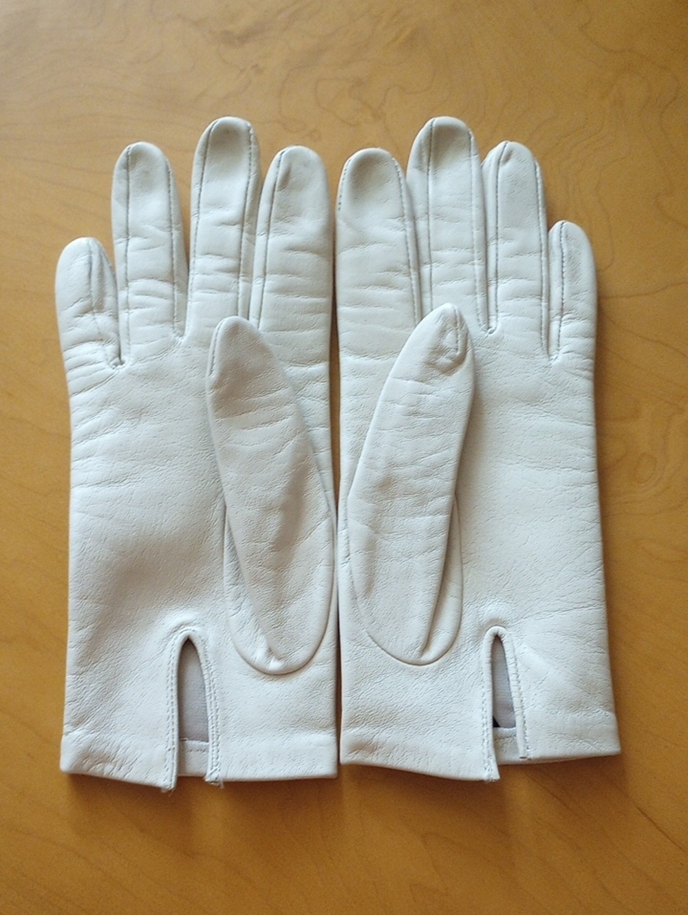 Classic Cream Leather Women's Gloves 7M - Picture 13 of 13
